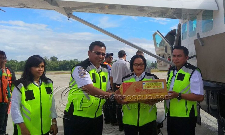 Kemenhub Pantau Penerbangan Perdana Program Jembatan Udara