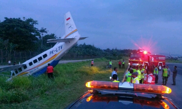 Pesawat Pemkab Mimika Kembali Tergelincir di Sentani