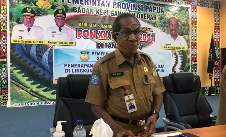 Kepala BKD Provinsi Papua, Nicolaus Wenda