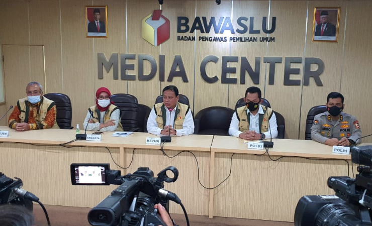 JUMPA PERS • Suasana jumpa pers yang digelar Sentra Gakkumdu di Kantor Bawaslu RI. (Foto: Ist/SP)