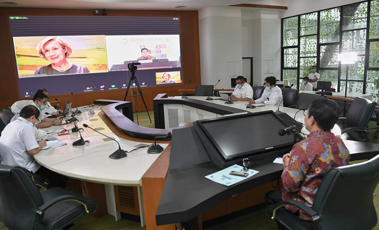 VIRTUAL | Suasana Rapat Virtual Kemendes PDTT dan Bank Dunia Membahas Pembangunan Desa di Indonesia. (Foto: Ist/SP)