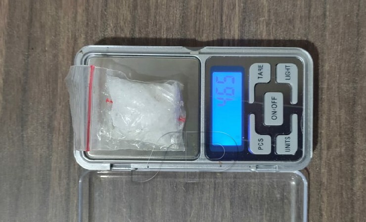 BARANG BUKTI | Narkotika golongan I jenis Sabu-sabu yang disita petugas dari tangan saksi AT saat diamankan. (Foto: Ist/Seputarpapua)