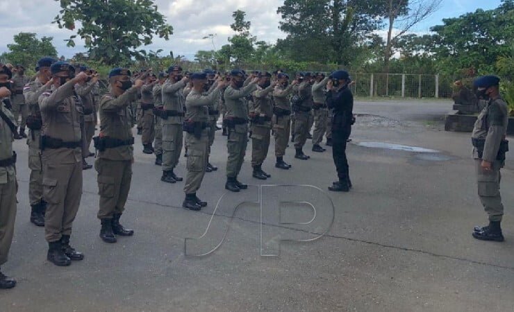 TIBA | Sebanyak 600 personel Brimob Nusantara telah tiba di Kabupaten Mimika, Papua untuk melakukan pengamanan dalam perhelatan PON XX Papua. (Foto: Humas Polda Papua)