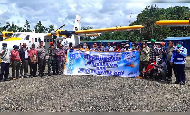 PEMBUKAAN | Pembukaan program Christmas Flight PT Freeport Indonesia tahun 2021. (Foto: Mujiono/Seputarpapua)