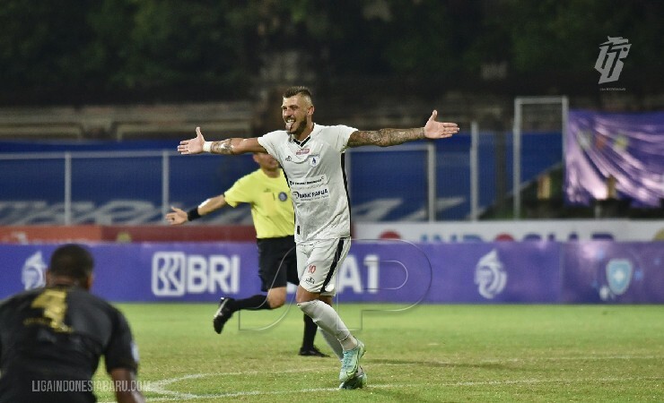 EUFORIA | Yevhen Bokhashvili saat merayakan gol. (Foto: Official Liga 1)