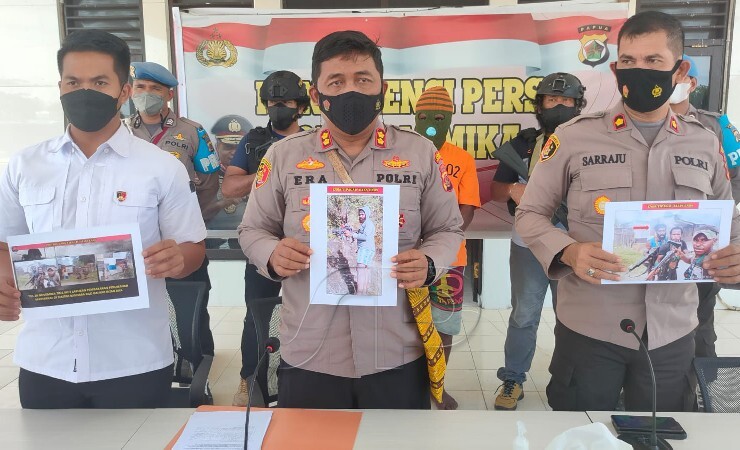 RILIS | Polres Mimika merilis penangkapan pentolan KKB di Timika yang terlibat serangkaian aksi tindak pidana di Kabupaten Intan Jaya, Papua. (Foto: Saldi/Seputarpapua)