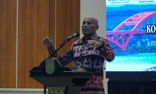 Walikota Jayapura Benhur Tomi Mano