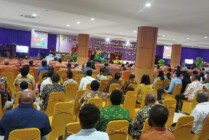 SUASANA | Suasana ibadah paskah oikumene di Timika, Senin (18/4/2022). (Foto: Kristin Rejang/Sepitarpapua)