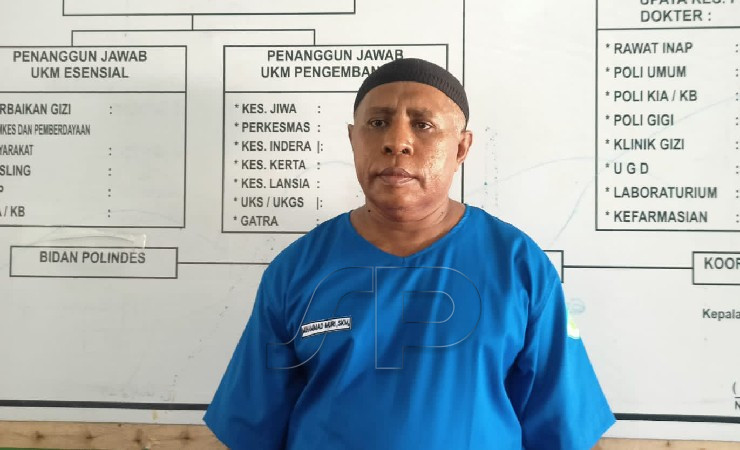 Kepala Puskesmas Kokonao, Muhammad Muri (Foto: Kristin Rejang/ Seputarpapua)