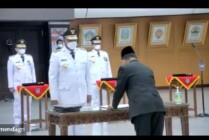 PELANTIKAN - Menteri Dalam Negeri Tito Karnavian melantik Paulus Waterpauw sebagai penjabat Gubernur Papua Barat, Kamis (12/5/2022). (Foto: Tangkapan Layar Zoom Pelantikan Lima Penjabat Gubernur)