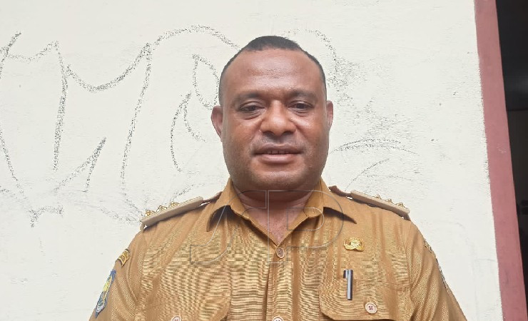 Kepala Distrik Kwamki Narama, Naftali Edwin Hanuebu (Foto: Kristin Rejang/Seputarpapua)