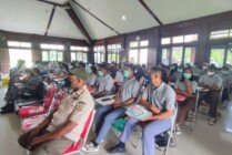 Pelajar saat mengikuti kegiatan yang dilaksanakan Badan Kesbangpol Mimika, Jumat (26/8/2022). (Foto: Kristin Rejang/Seputarpapua)