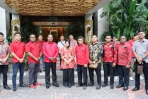 Foto bersama Bupati Biak Numfor dan Mensos