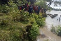 Jenazah Briptu Yohanes Matheus yang ditemukan dipinggiran Sungai Digoel di Distrik Kawagit, Kabupaten Boven Digoel, Papua Selatan, Senin (6/2/2023). (Foto: Ist)