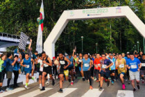 Ratusan peserta memulai Fun Run BK3N Freeport di Kuala Kencana. Foto: Anya Fatma/SeputarPapua