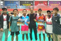 Para atlet muda bulatangkis Asmat yang mengukir prestasi di Sirnas Poewekerto, Jawa Tengah. (Foto: PBSI Asmat)