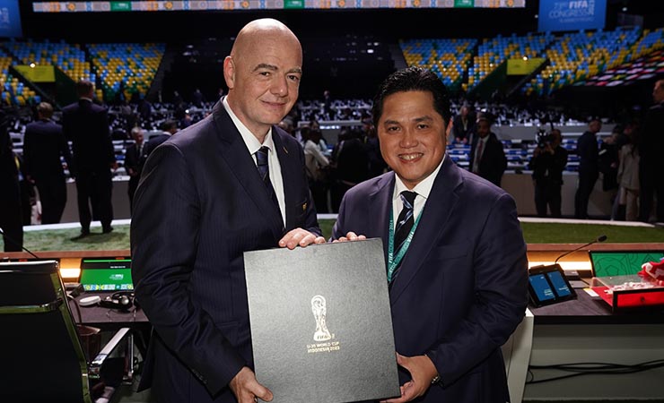 Presiden FIFA Gianni Infantino dan Ketua Umum PSSI Erick Thohir. (Foto: PSSI)