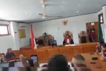 Suasana pembacaan putusan sidang praperadilan di Pengadilan Negeri Klas I Jayapura. (Foto: Ist)