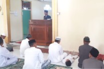 Suasana Salat Idul Fitri di Masjid At-Taqwa Kampung Mulia Kencana, SP7, Jumat (21/4/2023). (Foto: Ist)