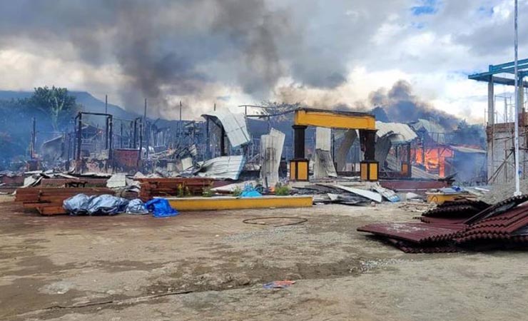 Kantor sementara Bupati Dogiyai yang terbakar pada 8 April 2023. (Foto: Ist)