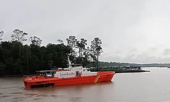 Kapal RB 217 Timika dikerahkan cari KM Farida Indah yang hilang kontak dalam perjalanan dari Mimika tujuan Asmat. (Foto: Dok Humas SAR Timika)