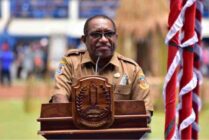 Pelaksana Harian (Plh) Sekretaris Daerah (Sekda) Provinsi Papua, Derek Hegemur. (Sumber Foto: jayapurakab.go.id)