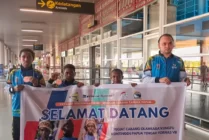 Murid-murid SATP saat tiba di Bandara UPBU Mozes Kilangin Timika, Senin (10/7/2023). (Foto: Mujiono/Seputarpapua)