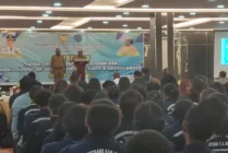 Pj Sekda Mimika saat memberikan sambutan dalam pembukaan pelatihan kerja bagi OAP dan Labeti di Hotel Diana Mimika, Papua Tengah, Selasa (25/7/2023). (Foto: Fachruddin Aji/Seputarpapua)