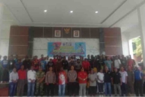 Panitia Kejuaraan Bupati Nabire Cup ke-II tahun 2023, Polres Nabire bersama Offical, pelatih dan para pemain menggelar deklarasi sebelum pertandingan berlangsung di Aula Wicaksana Laghawa Polres Nabire. (Foto: Christian Degei/seputarpapua)