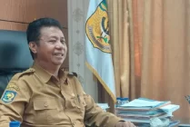 Kepala BPKAD Kabupaten Mimika Marthen Malissa, saat ditemui di ruang kerja nya Senin (21/8/2023). (Foto: Fachruddin Aji/Seputarpapua)