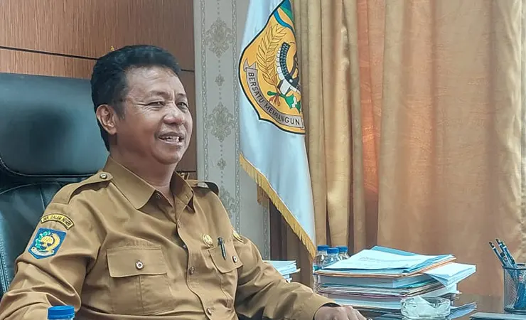 Kepala BPKAD Kabupaten Mimika Marthen Malissa, saat ditemui di ruang kerja nya Senin (21/8/2023). (Foto: Fachruddin Aji/Seputarpapua)