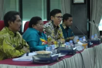 Pj Gubernur Papua Tengah Ribka Haluk besama Pj Sekda Anwar Harun Damanik beserta sejumlah OPD mengikuti rapat evaluasi di Kemendagri. (Foto: Roy/Seputarpapua)