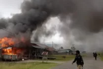 Serangkaian aksi brutal KKB di Kabupaten Pegunungan Bintang, Provinsi Papua Pegunungan yang dilakukan sejak Senin, 18 September hingga hari ini, Selasa (19/9/2023). (Foto: Tangkapan layar video amatir)