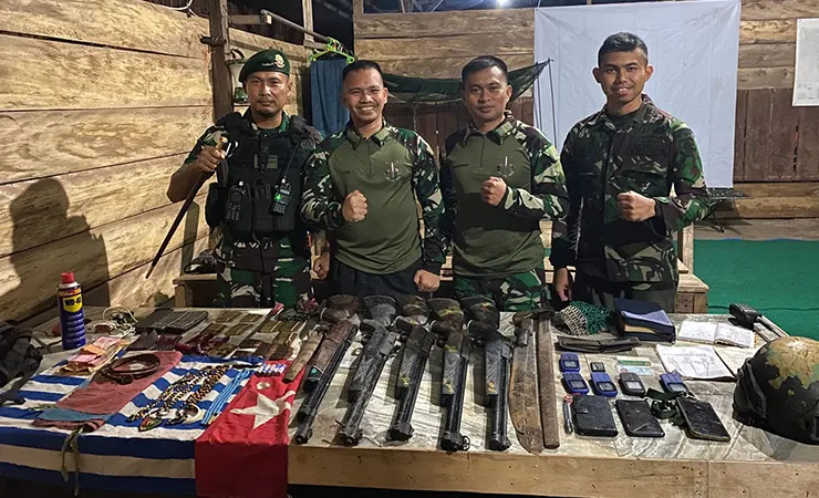 Anggota TNI usai melakukan Operasi di Aluguru, Kabupaten Nduga. (Foto: Ist)
