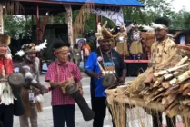 Bupati Elisa Kambu Buka Festival Asmat