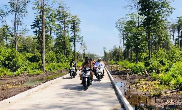 Pemkab Asmat Bangun Jalan Agats-Ewer 6,2 KM dan Jembatan 200 Meter