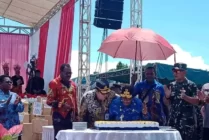 Peringati HUT ke-1 Provinsi Papua Tengah Diwarnai Pameran dan Bakar Batu