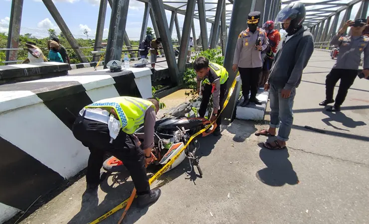 Kasatlantas Beberkan Kronologi Tewasnya Seorang Pria di Jembatan SP V