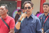Kepala Kantor Daerah Telkom Merauke, Justino Fernandes memberikan pernyataan Pers.