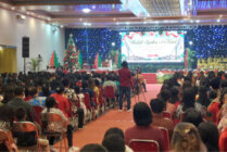 Suasana Ibadah Syukur dan Natal Bersama IKTM yang digelar di Gedunh Tongkonan, Mimika, Papua Tengah, Sabtu 20 Januari 2024 malam. (Foto: Fachruddin Aji/seputarpapua)