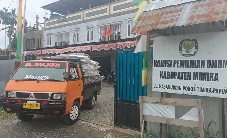 Logistik Pemilu Dipindahkan ke Gedung Eme Neme Yauware