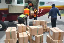 TNI-Polri Kawal Logistik Pemilu 2024 dari Wamena ke Puncak Jaya