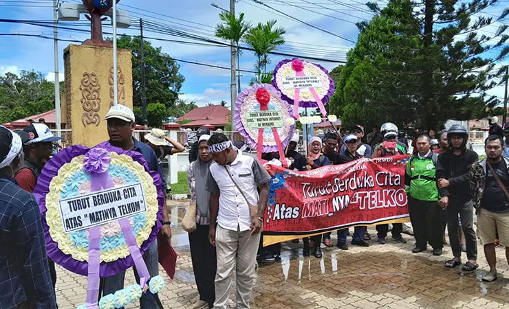 Terdampak Gangguan Jaringan, Jurnalis ‘Geruduk’ Kantor Telkom Merauke