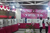 TPS 14 Timika Indah bernuasa pink. (Foto: Ecy)