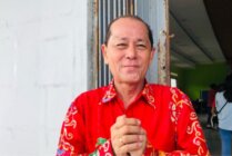 Ketua PSMTI Mimika, Roesli Gunawan (Foto: Anya Fatma/Seputarpapua)