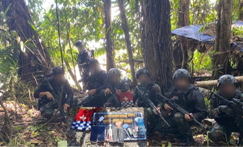 Sejumlah barang bukti yang ditemukan oleh Satgas Marinis saat menduduki markas KSTP yang diduga melakukan penembakan terhadap pesawat Wings Air. (Foto: Ist/Kapenkogabwilhan III)