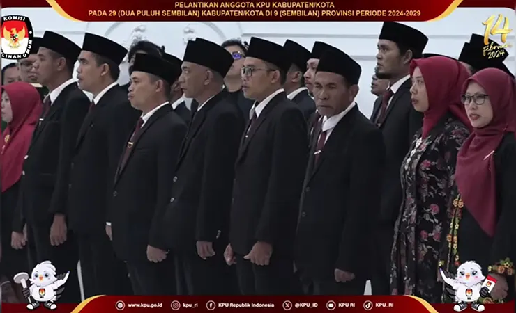 KPU RI Lantik Anggota KPU 29 Kabupaten Kota Periode 2024-2029