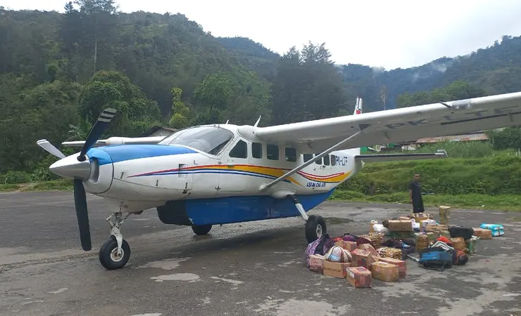 Pesawat Asian One Ditembak OTK di Beoga