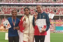 Mergina Asyerem berhasil meraih medali (tengah) emas di nomor lari 400 meter putri dengan catatan waktu 56.30 detik. (Foto: Dok Corpcomm PTFI)