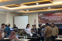 Para anggota dan ketua PPD mengikuti Bimtek E-Coklit dan Sidalih di Hotel Horison Ultima Timika. (Foto: Anya Fatma/Seputarpapua)